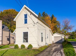 525 Leonard St NE, Grand Rapids, MI 49503