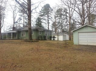 20 Barr Cir, Greenville, SC 29611