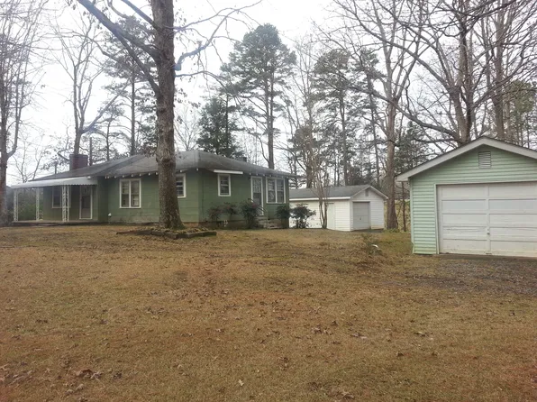 20 Barr Cir, Greenville, SC 29611