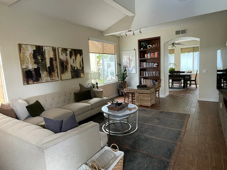 1207 Cambria Way — Photo 3