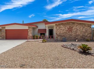 17021 N Joshua Tree Ct, Sun City, AZ 85373