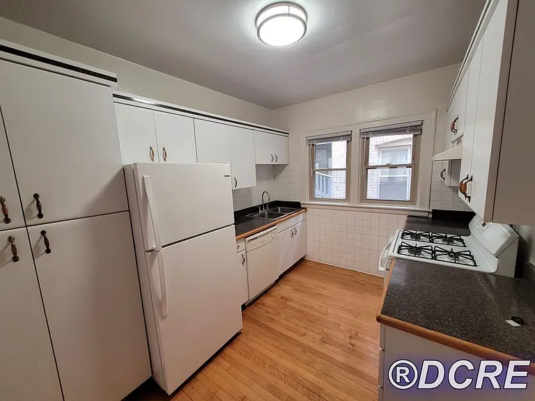6020 N Navarre Ave #1F — Photo 4