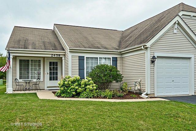 1st image of 2458 Hillsboro Ln