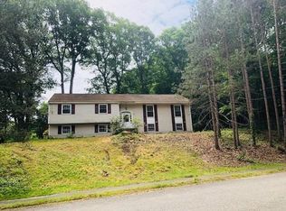 2 Foothill Rd, Framingham, MA 01702
