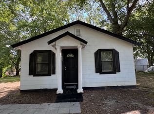 605 S 12th St, Bessemer City, NC 28016