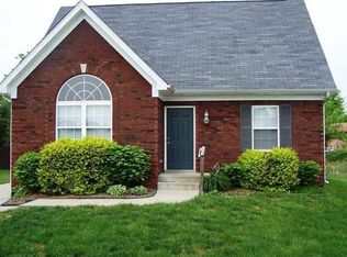 5621 Sullivan Way, Louisville, KY 40229