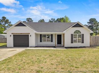 448 Northwoods Dr, Raeford, NC 28376
