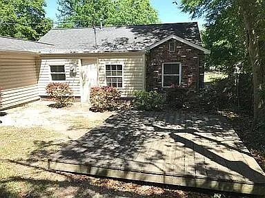 513 Tyler St — Photo 58