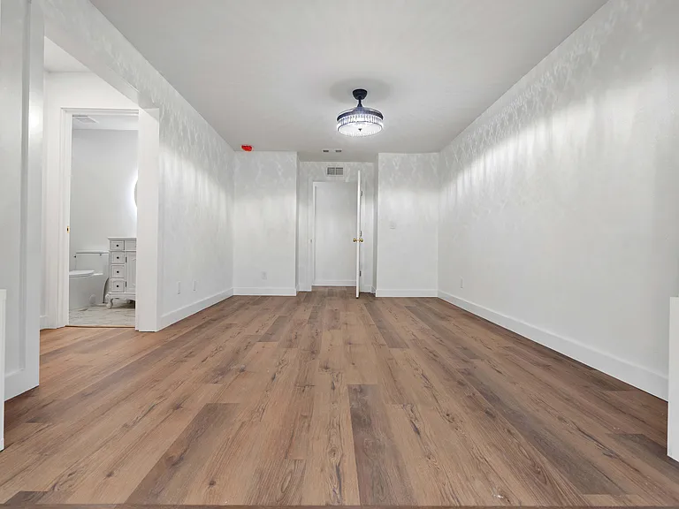1351 Ohio Ave — Photo 12