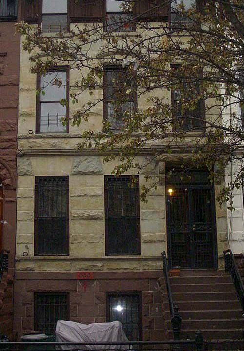 1st image of 585 Mac Donough St