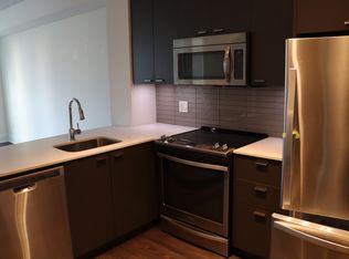 70 Roehampton Ave #1207, Toronto, ON M4P1R2