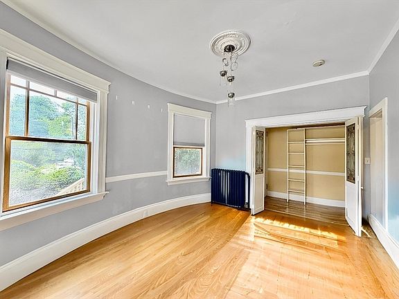 4th image of 161 Walnut St #1A