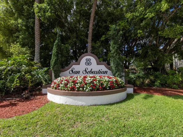 1418 Barcelona Way #6-23, Weston, FL 33327