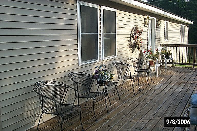 FRONT OF HOUSE