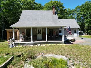 41 Sibley Rd, Burlington, ME 04417