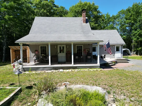 41 Sibley Road, Burlington, ME 04417