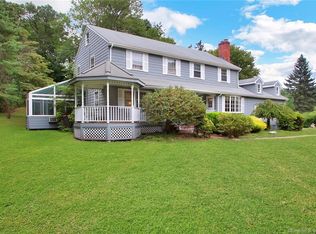 89 Barlow Pl, Fairfield, CT 06824