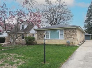 849 S 2nd Ave, Des Plaines, IL