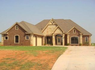 341 NE Sanders Dr, Elgin, OK 73538