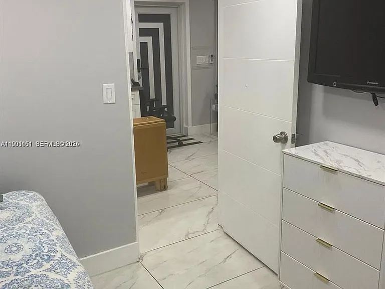 2242 Polk St #2 — Photo 14