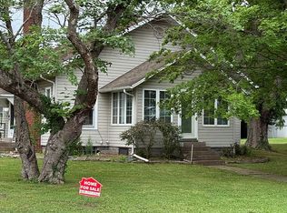 604 N Gordon St, Pinckneyville, IL 62274