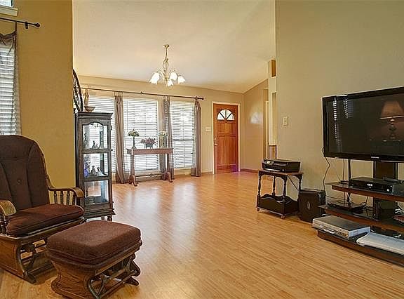 5th image of 2934 Dukeswood Dr