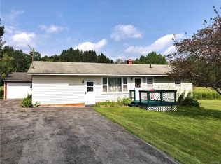 131 Baldwin Rd, Fulton, NY 13069