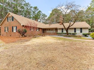 2112 Pinewood Ter, Fayetteville, NC 28304