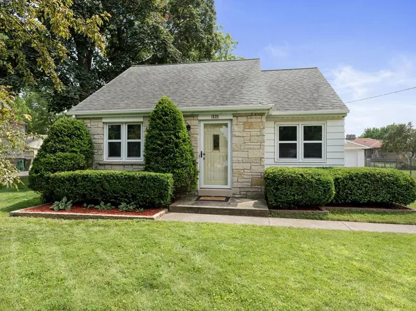 1525 East Morgan AVENUE, Milwaukee, WI 53207