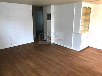 2nd image of 514 128th St S #516