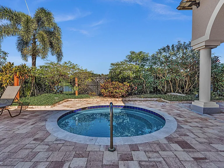 4194 Bluff Harbor Way — Photo 103