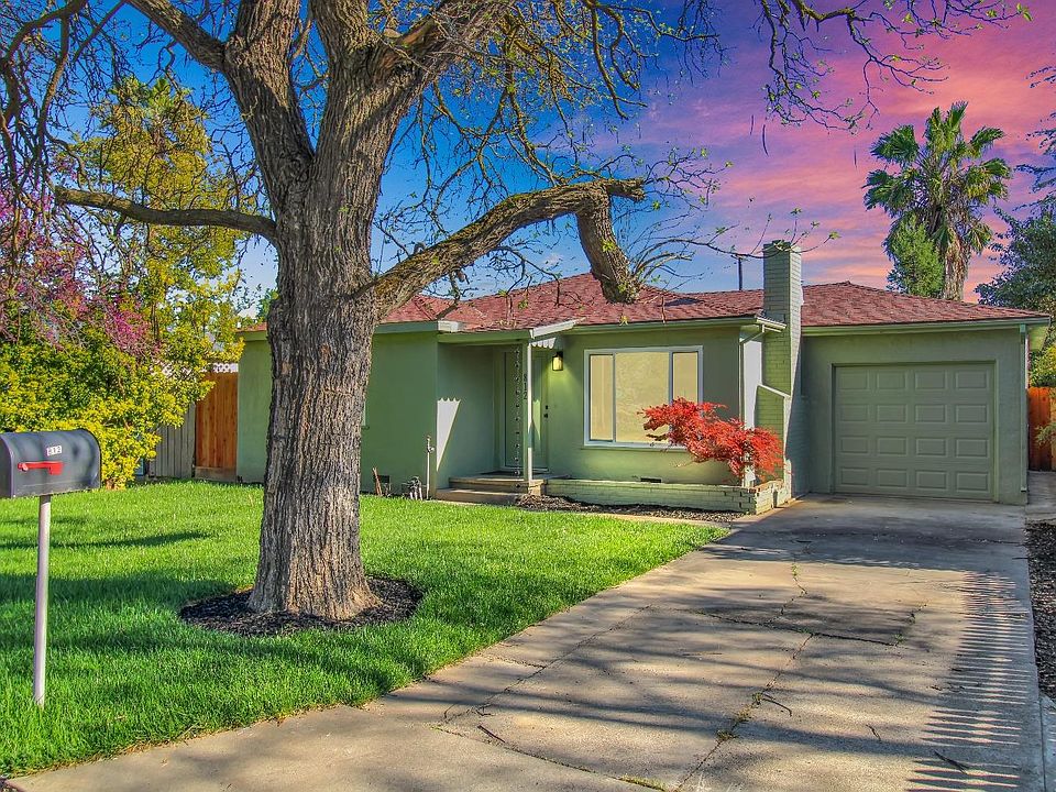 1st image of 812 Dawn Dr