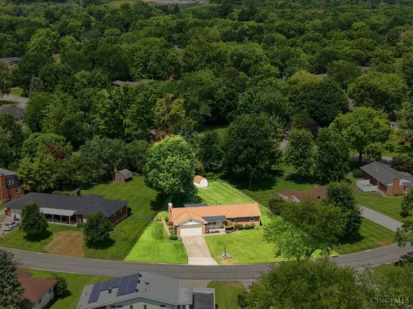 34 Penbrooke Ct, Monroe, OH 45050