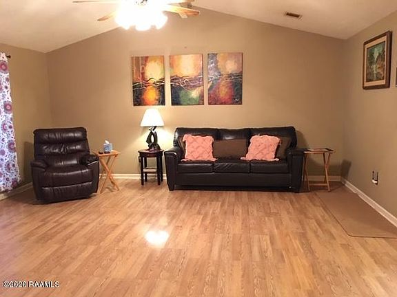 3rd image of 212 Calypso Ln
