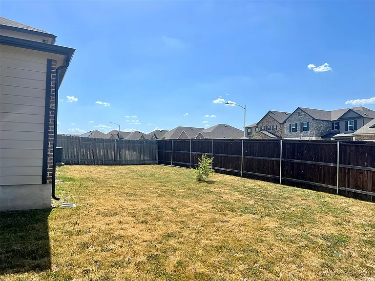 5100 Lazy Court Dr — Photo 27