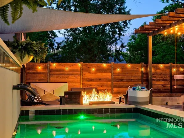 2802 W Pleasanton Ave, Boise, ID 83702