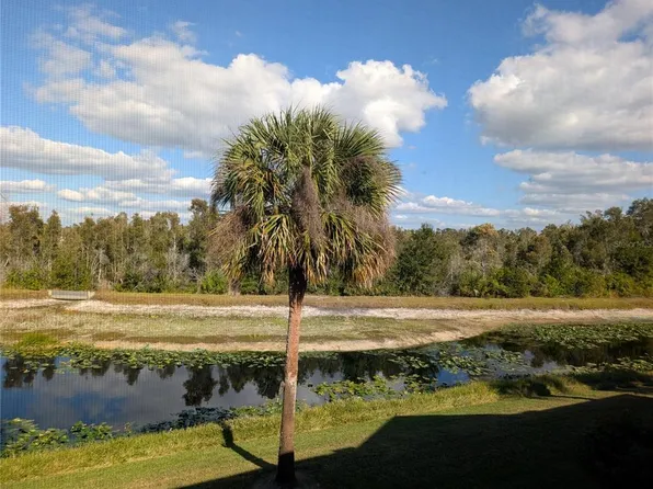 432 Sunset Lake Blvd APT 205, Venice, FL 34292