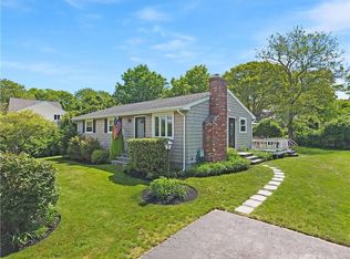 110 Camden Rd, Narragansett, RI 02882