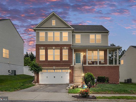 3rd image of 2944 American Eagle Blvd