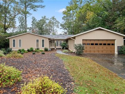4040 Summit Dr, Marietta, GA, 30068