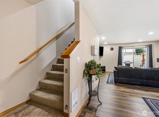 5002 S 30th St APT D2, Tacoma, WA 98409
