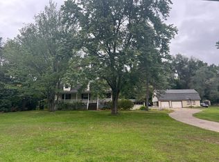 25 Six Mile Rd NE, Comstock Park, MI 49321