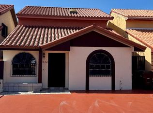 2732 W 54th St, Hialeah, FL 33016