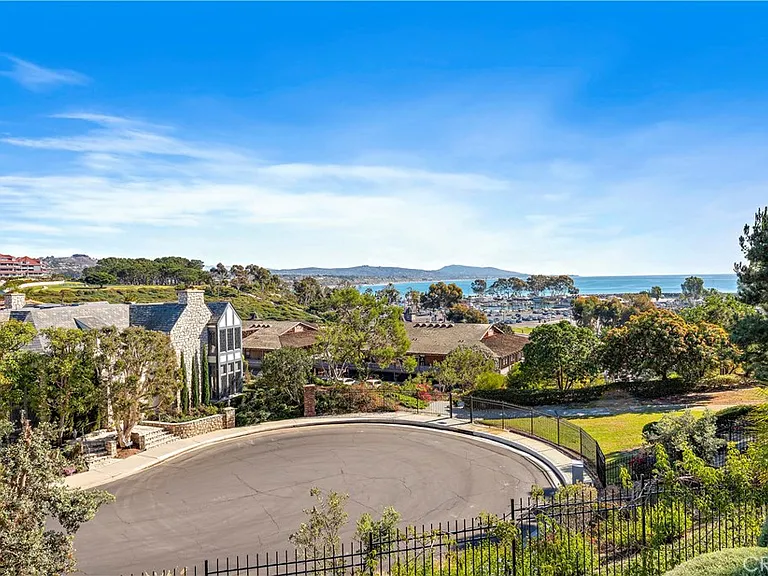 34372 Port Lantern — Photo 36