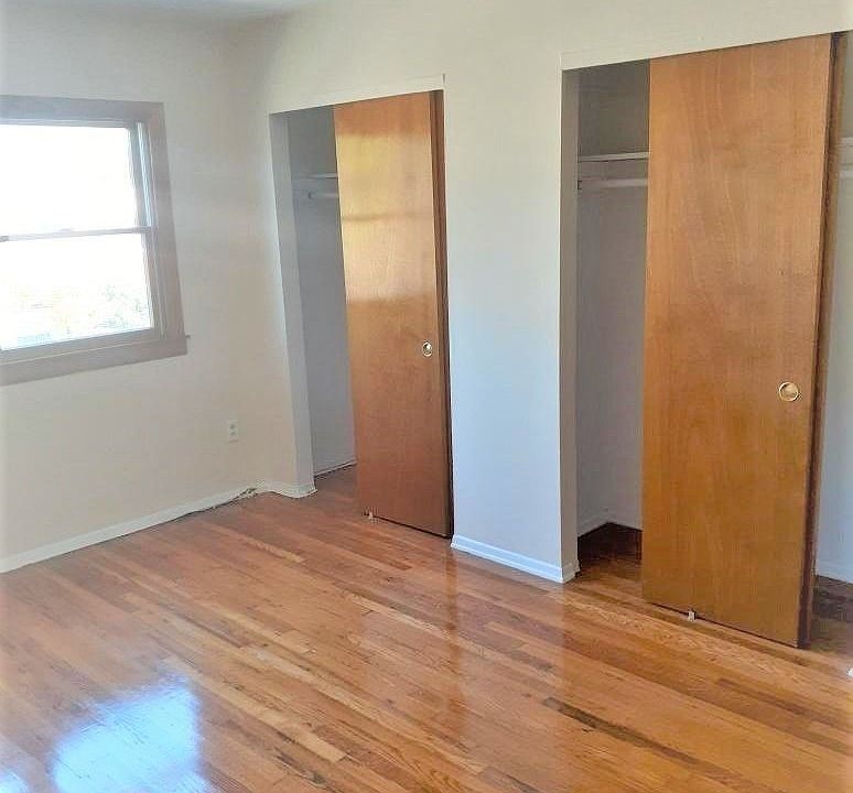 1st image of 324 Stobe Ave Floor 2