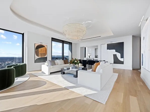 1 Dalton St APT 5703, Boston, MA 02115