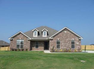 306 Ravens Crest Dr, New Market, AL 35761