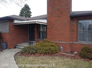 16515 E Eight Mile Rd, Eastpointe, MI 48021