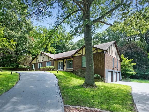 3rd image of 14910 Afshari Cir