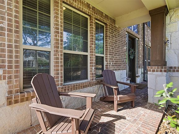3rd image of 21103 Barton Hollow Ln